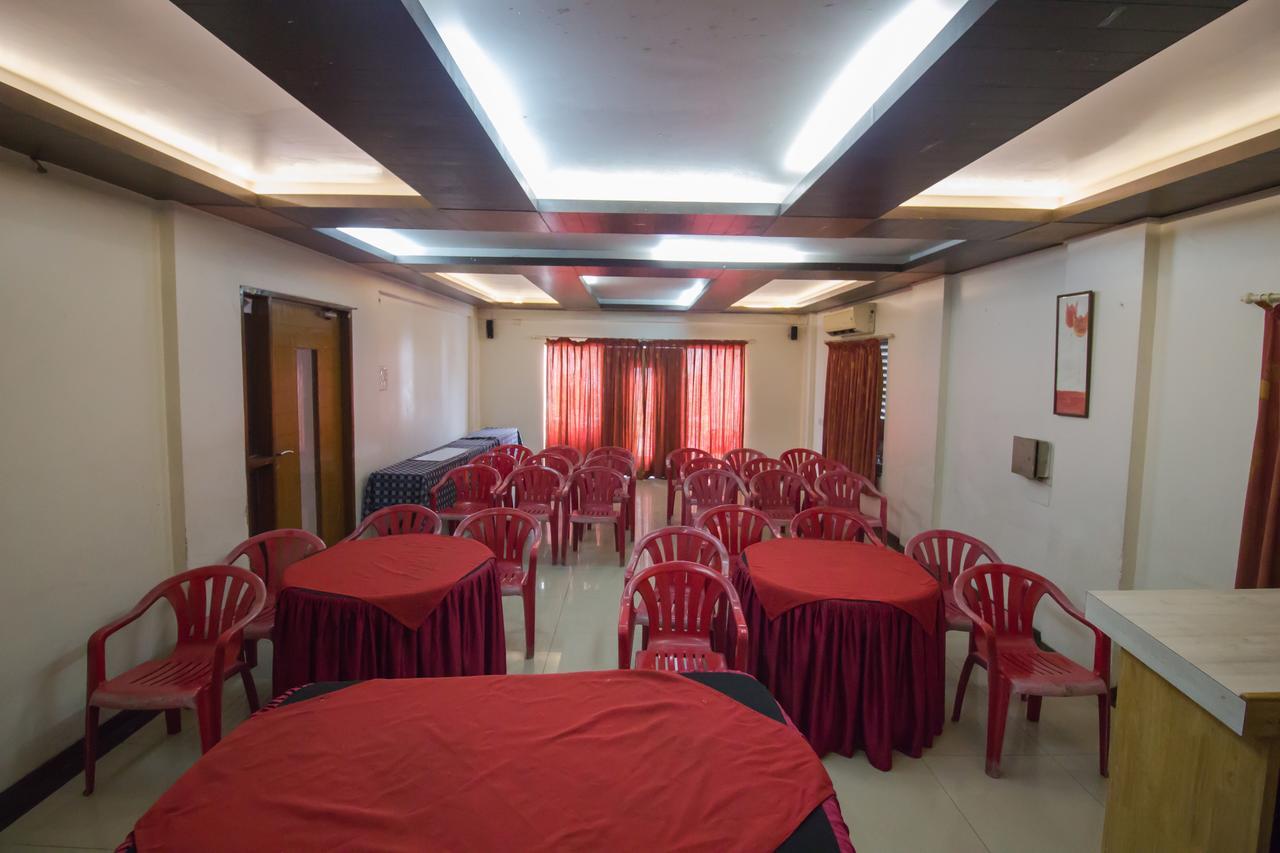 Отель Oyo 24197 Saptaruchi Pimpri-Chinchwad Экстерьер фото