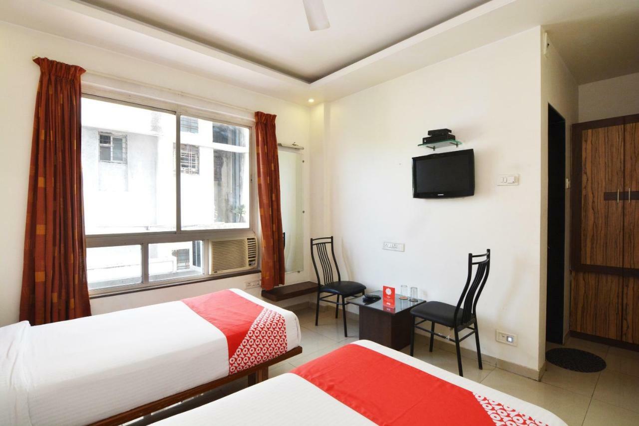 Отель Oyo 24197 Saptaruchi Pimpri-Chinchwad Экстерьер фото